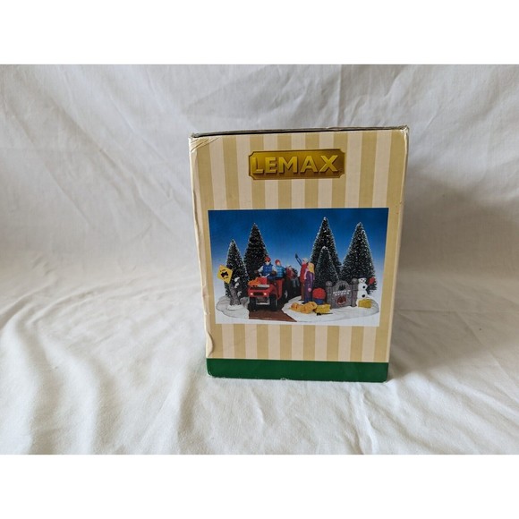 Lemax Here Comes Our Tree Farm Christmas Village Ceramic #43070 Retired 2014 - Picture 12 of 12